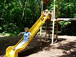 Am-Kinderspielplatz.jpg